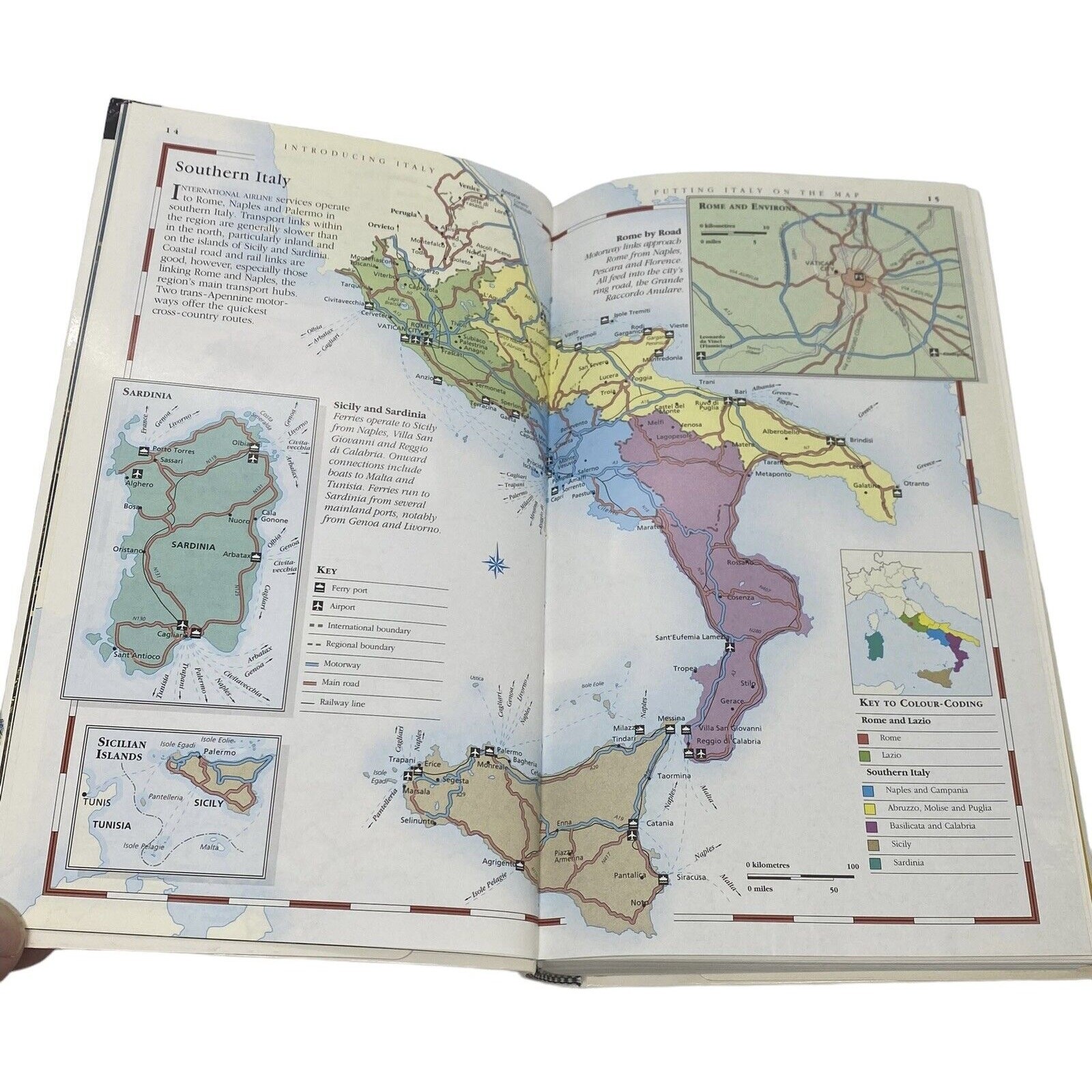 ITALY: DK Eyewitness Travel Guides Revised 1999 Maps Photos 672 Pages