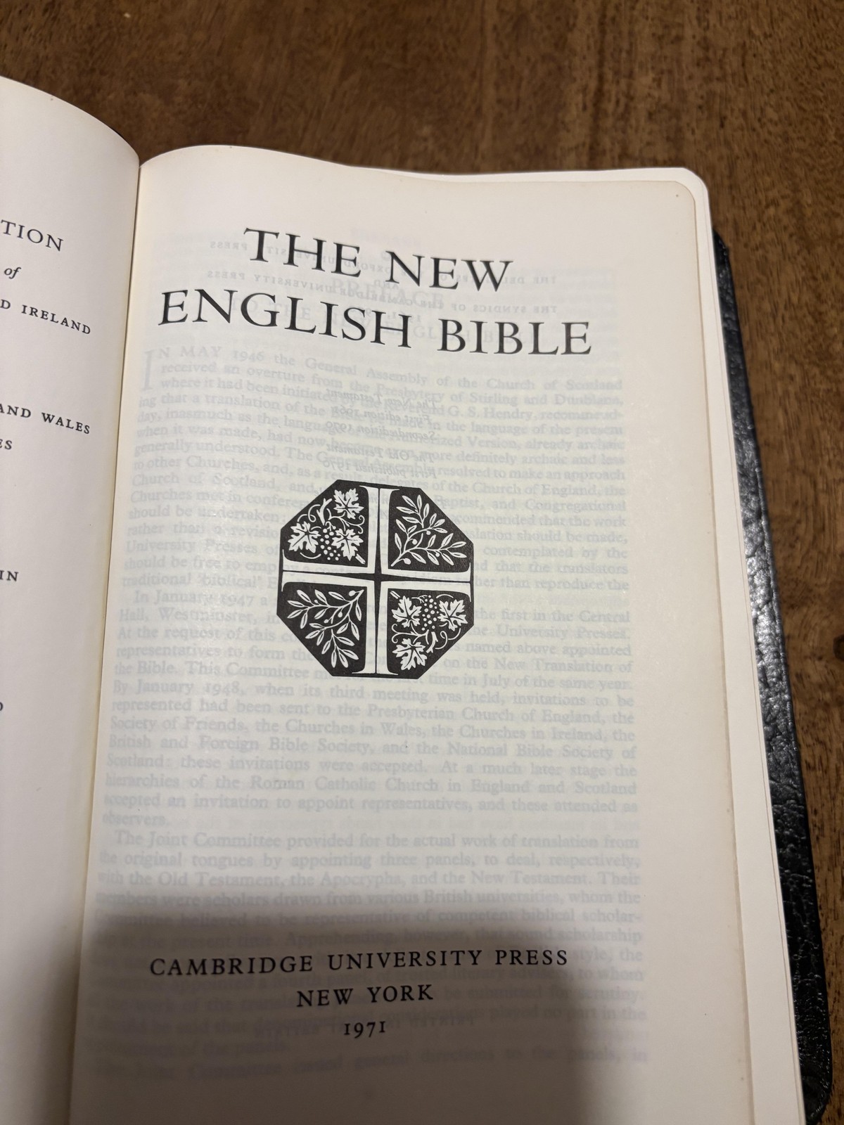 The New English Bible Cambridge 1971 Black Water Buffalo Calfskin Leather