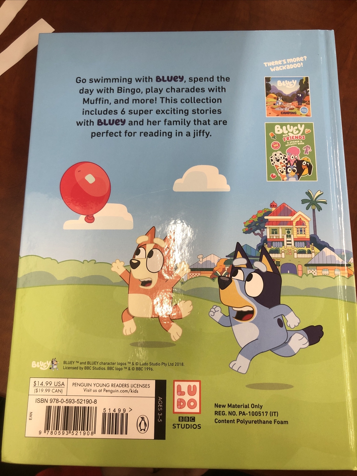 Bluey Ser.: Bluey 5-Minute Stories : 6 Stories in 1 Book? Hooray! by Penguin…