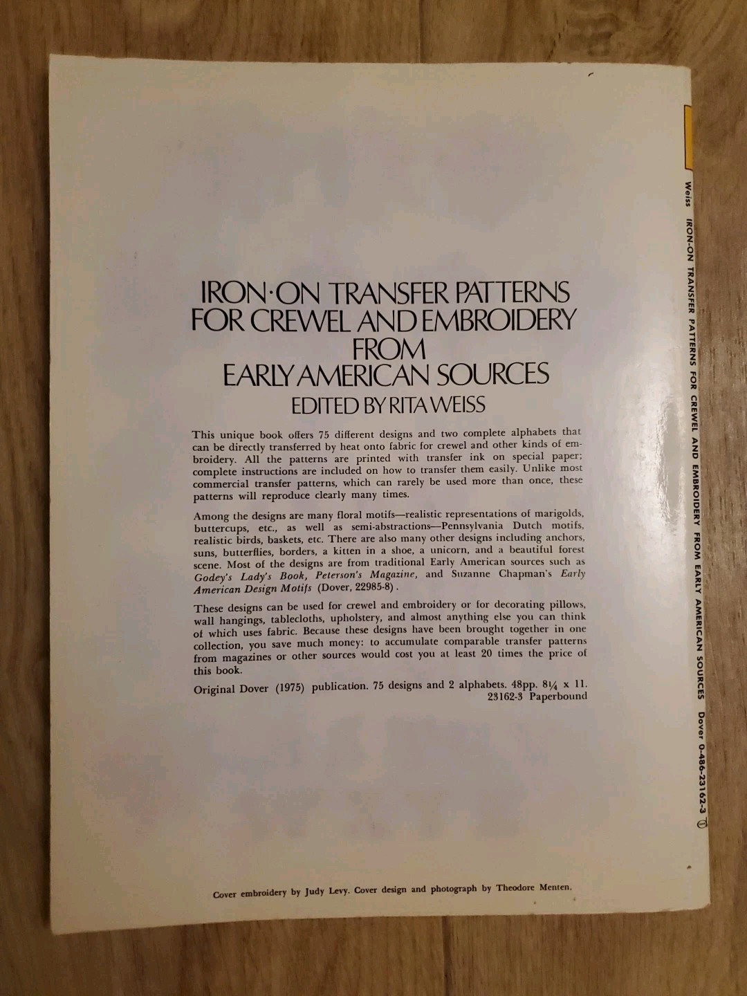 Embroidery & Crewel Early American Iron On Transfer Patterns Rita Weiss 1975