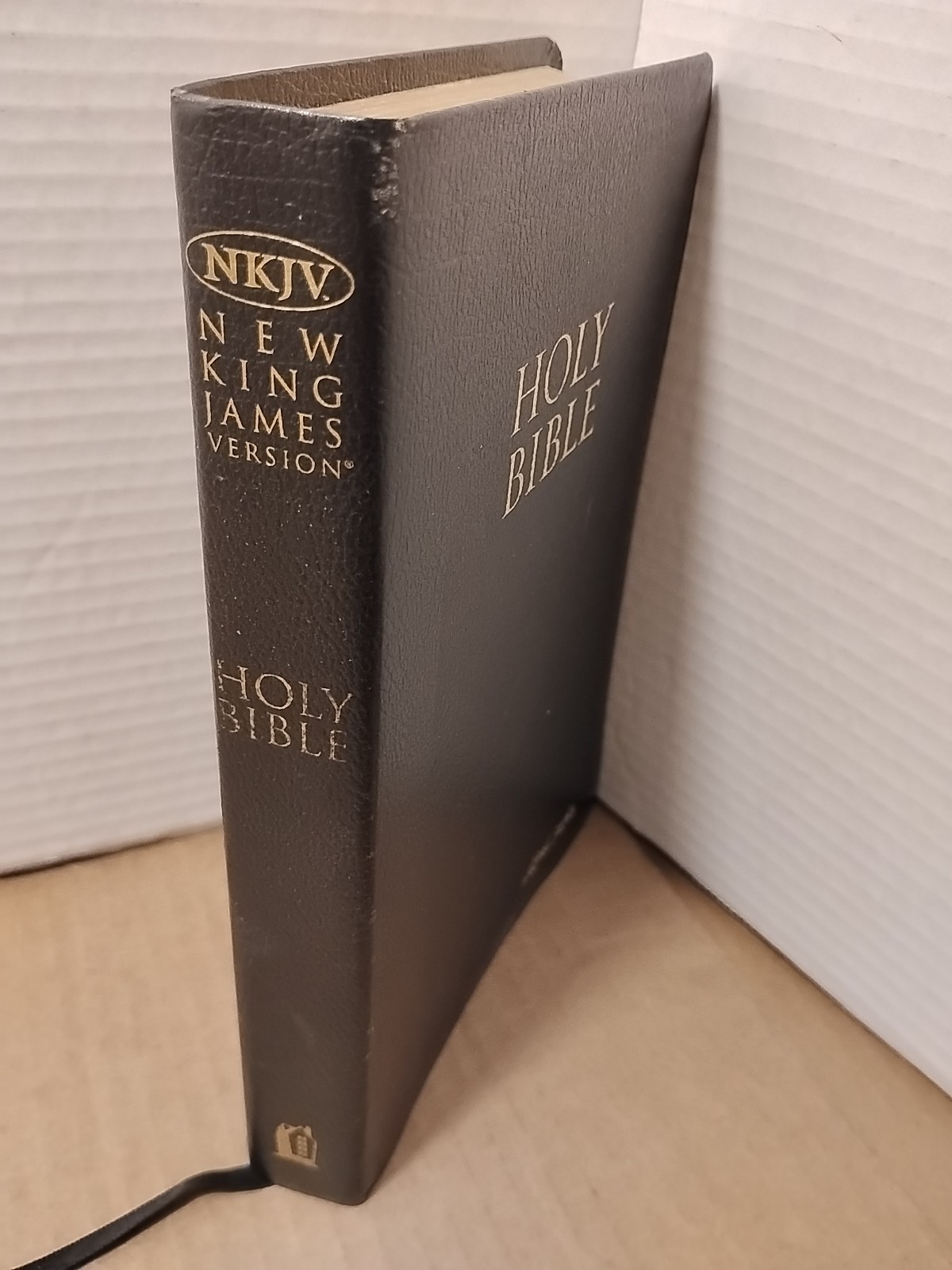Holy Bible : New King James Version – 2006 – Bonded Leather Personal Size w/ Box