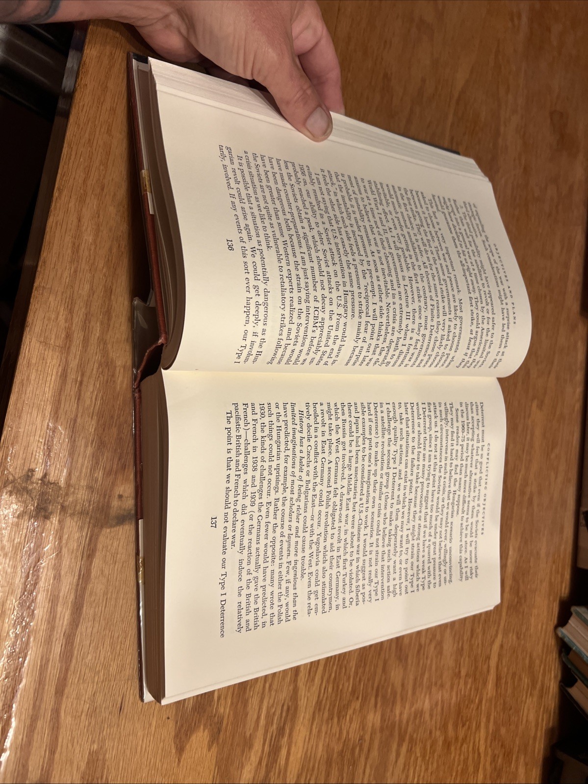 On Thermonuclear War: Three Lectures and Several… by Herman Kahn 1961 HCDJ