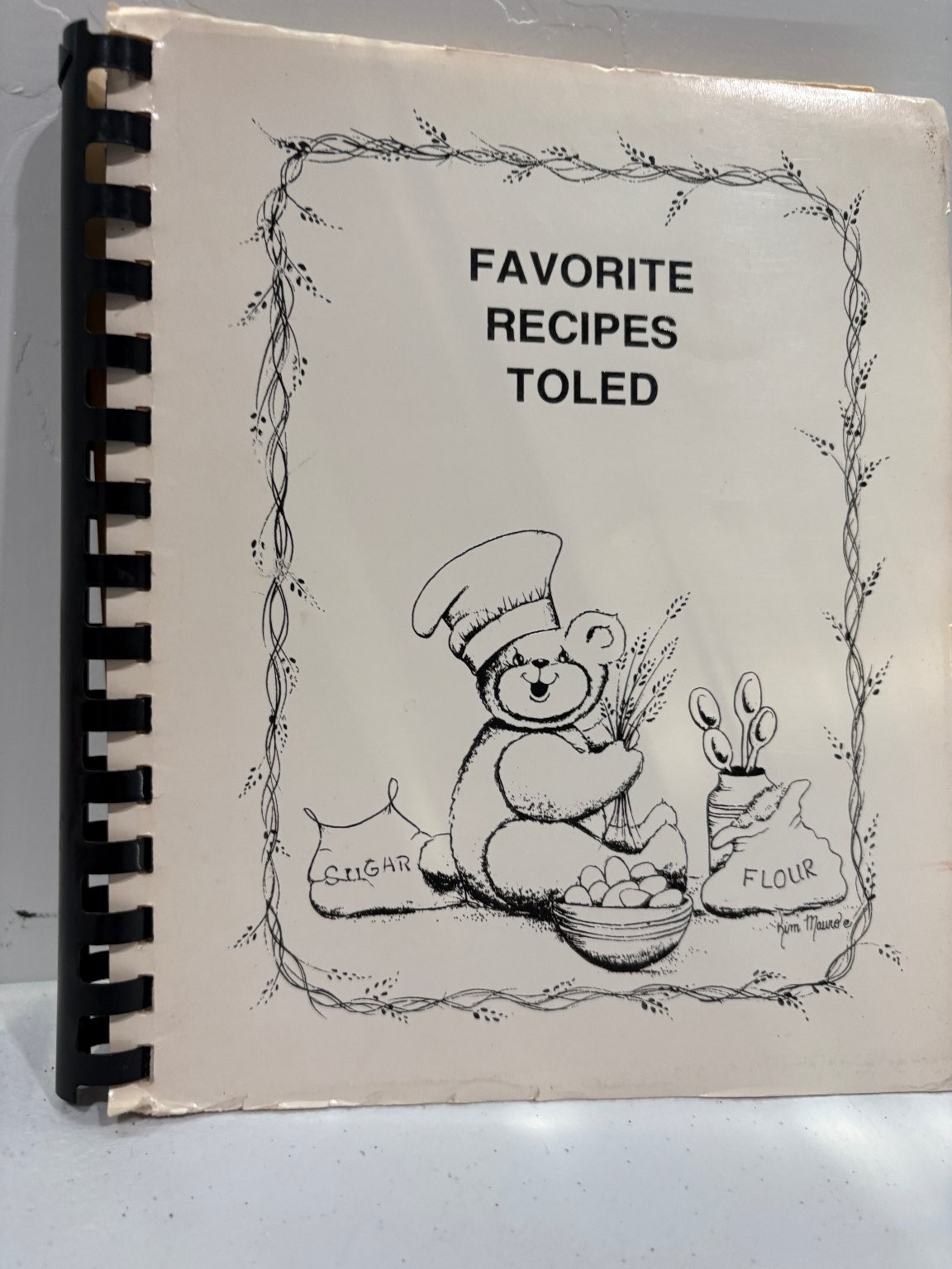 Favorite Recipes Toled Poinsettia Painters Ventura County Cookbook Spiral