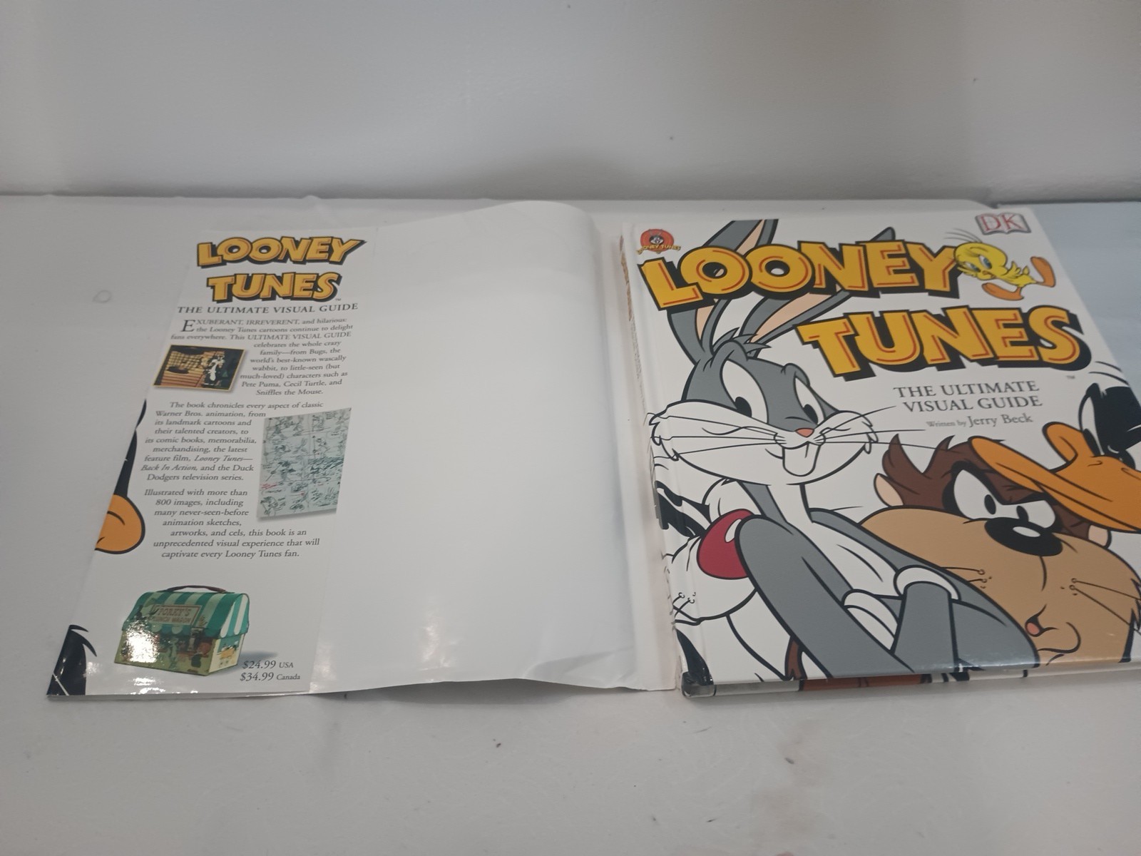 Looney Tunes: The Ultimate Visual Guide Book w/ Dust Cover