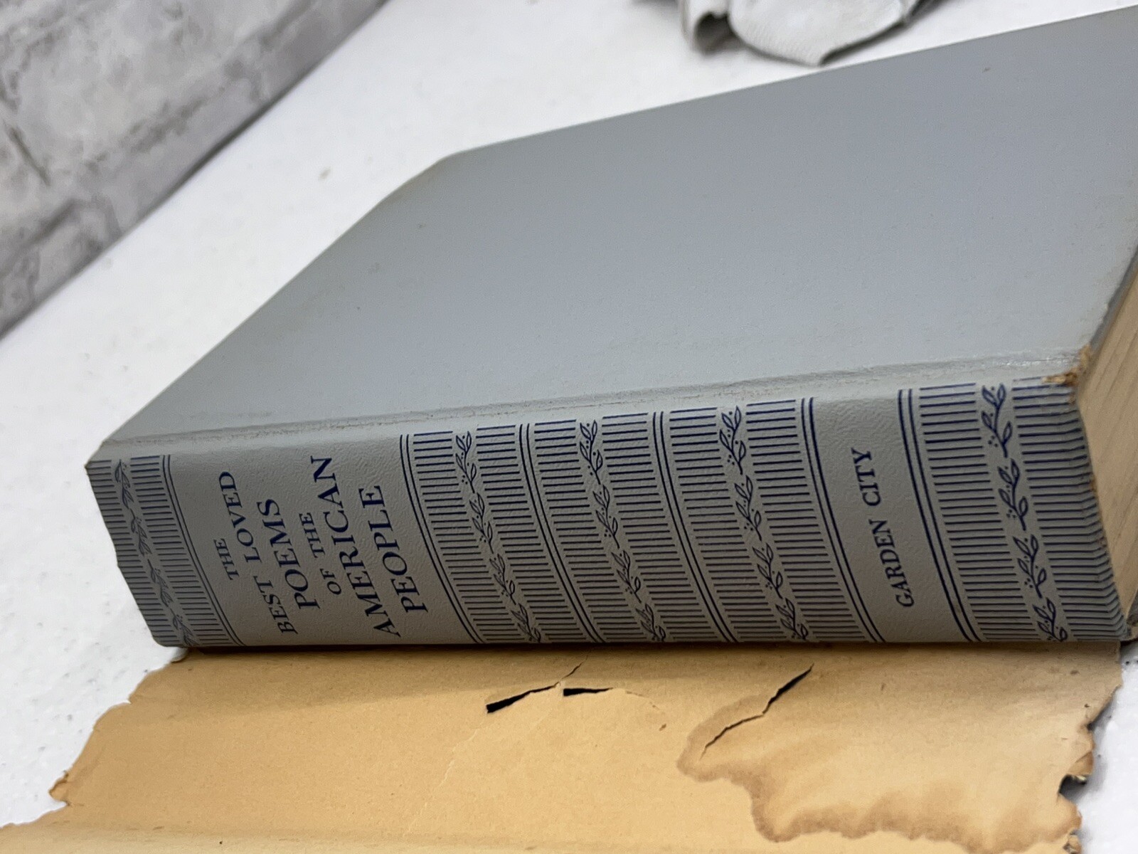 The Best Loved Poems of the American People by Hazel Felleman – Hardcover 1936
