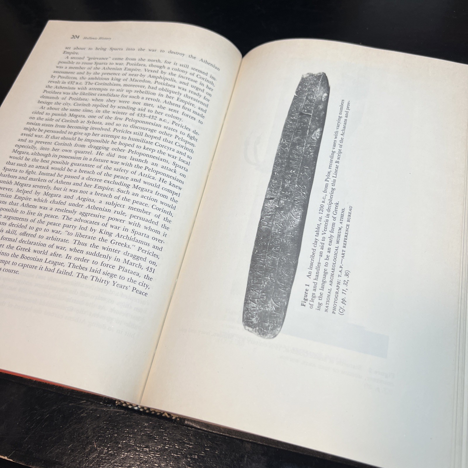 BOTSFORD AND ROBINSON’S HELLENIC HISTORY By Donald Kagan – Hardcover