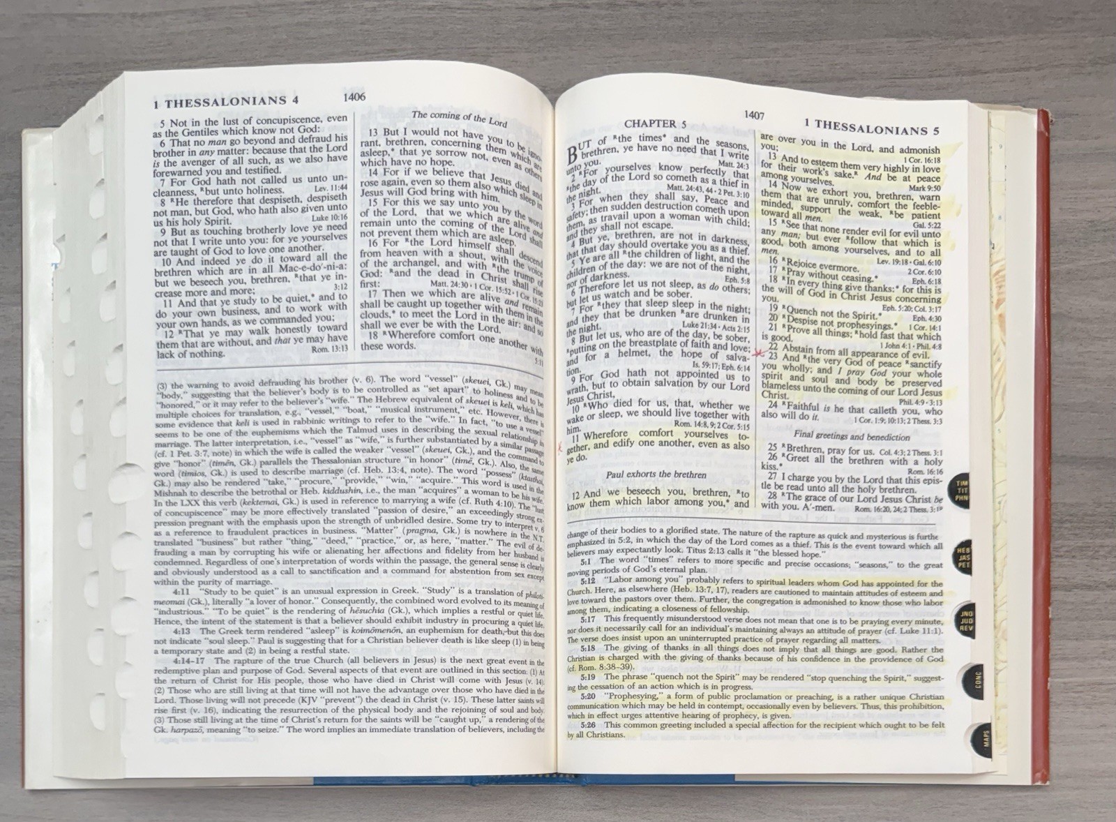 Criswell Study Bible 1979 Thumb Indexed; Blue Hardcover Dust Jacket; Nelson 851