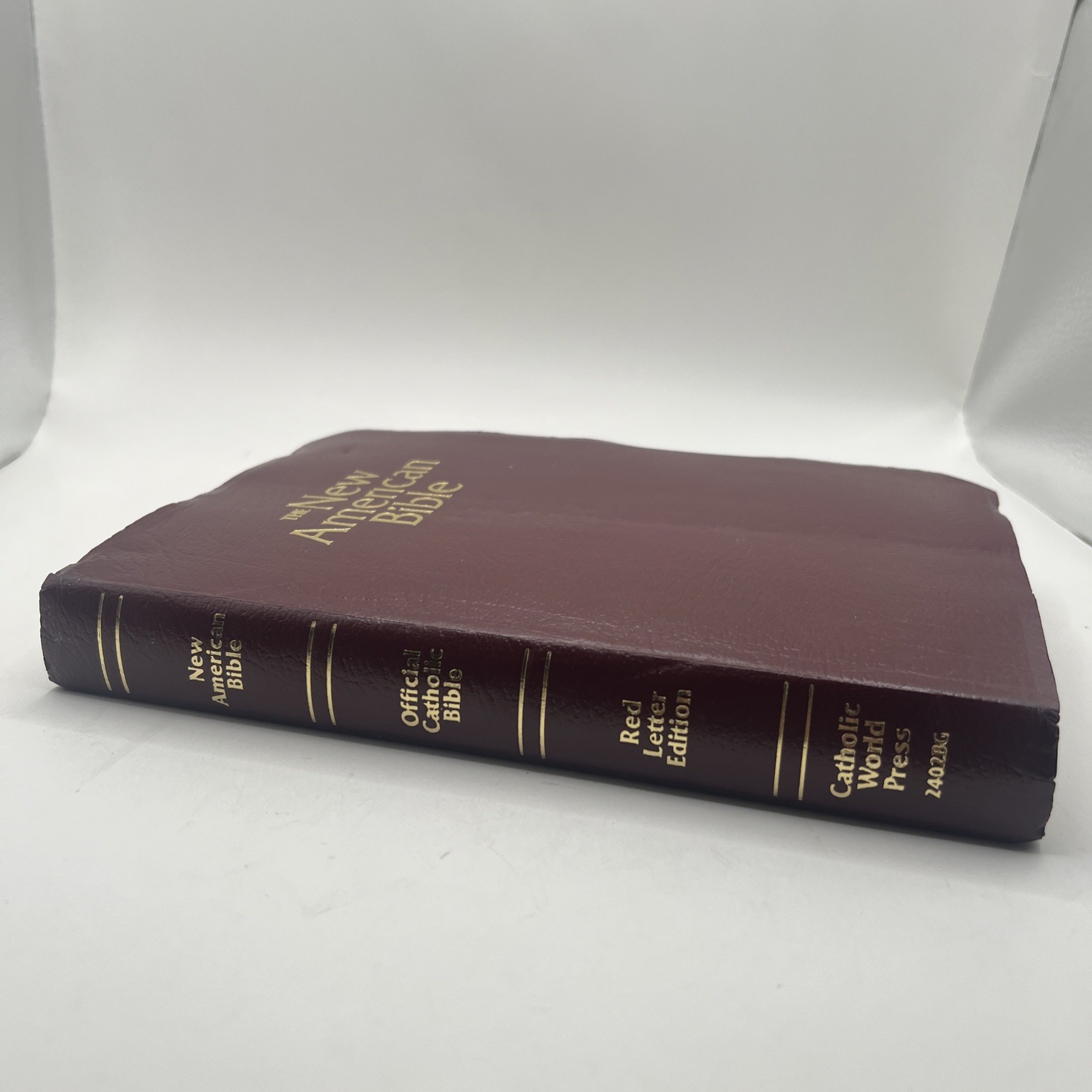 The New American Bible – Catholic World Press 2402BG Red Letter Edition