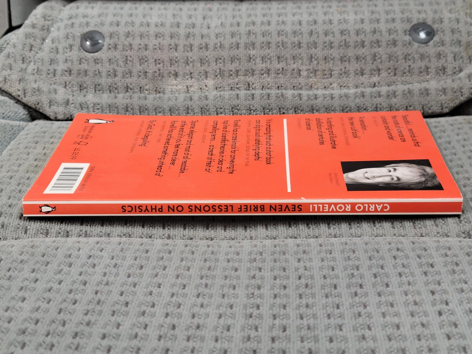 Seven Brief Lessons on Physics: Carl…, Rovelli, Carlo very good condition.