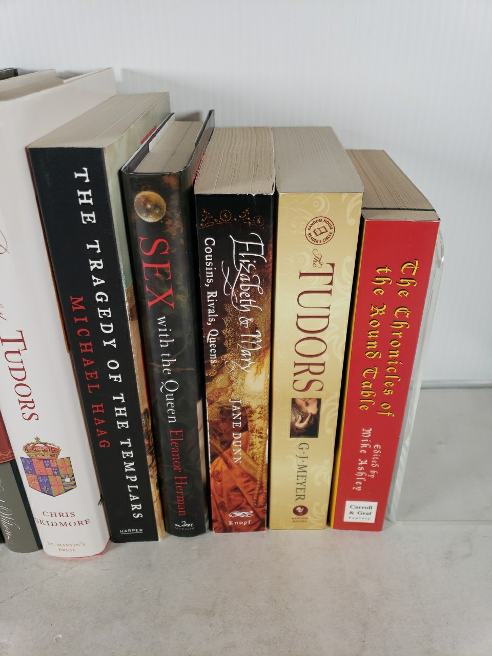 British Royalty, Charlemayne, Tudors, Queen Elizabeth (9 Book Lot) Templars