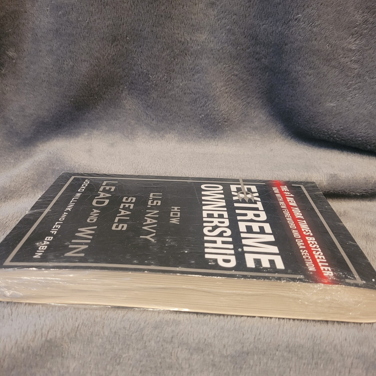 Extreme Ownership : How U. S. Navy SEALs Lead and Win – New – Sealed – Military