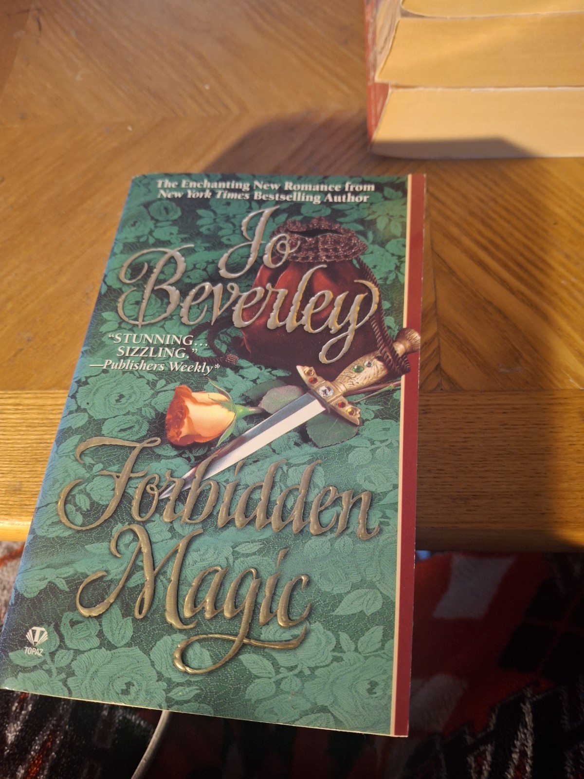 Forbidden Magic By Jo Beverly ( 1998 Mass-market Paperback)