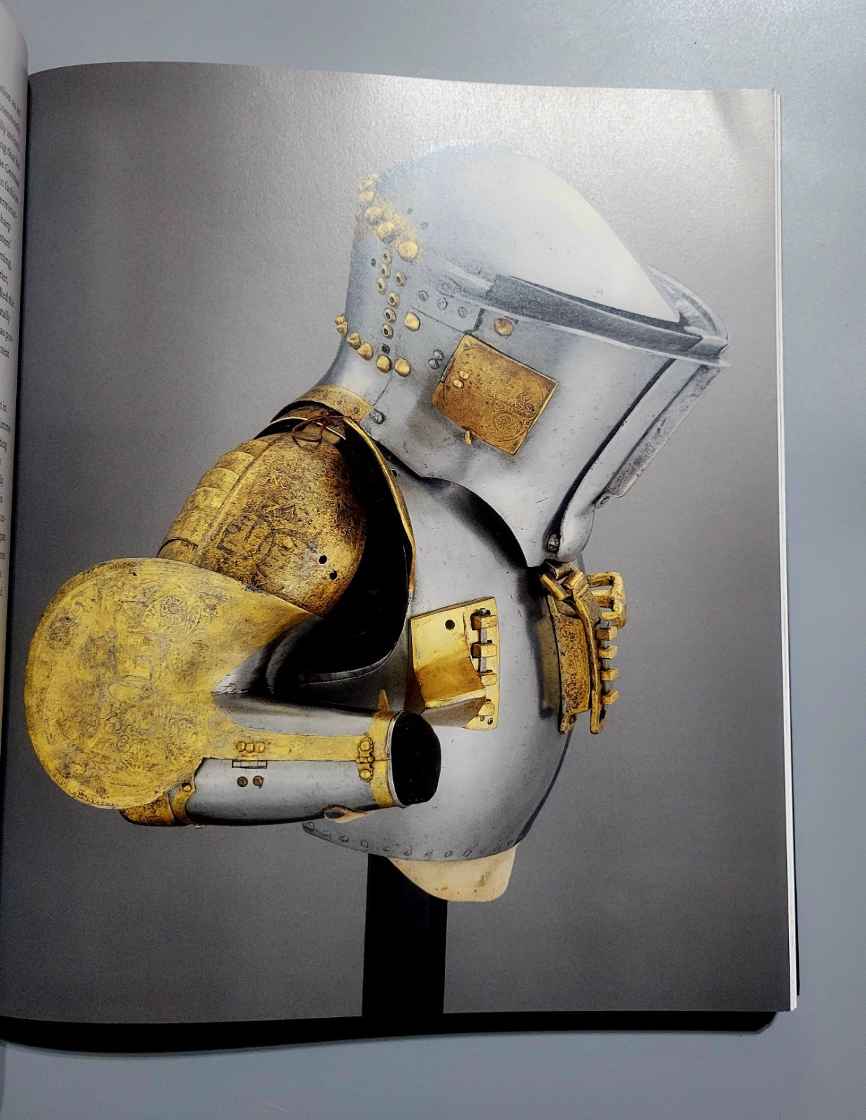 The Last Knight: The Art, Armor, and Ambition of Maximilian I – The MET – HC/VG