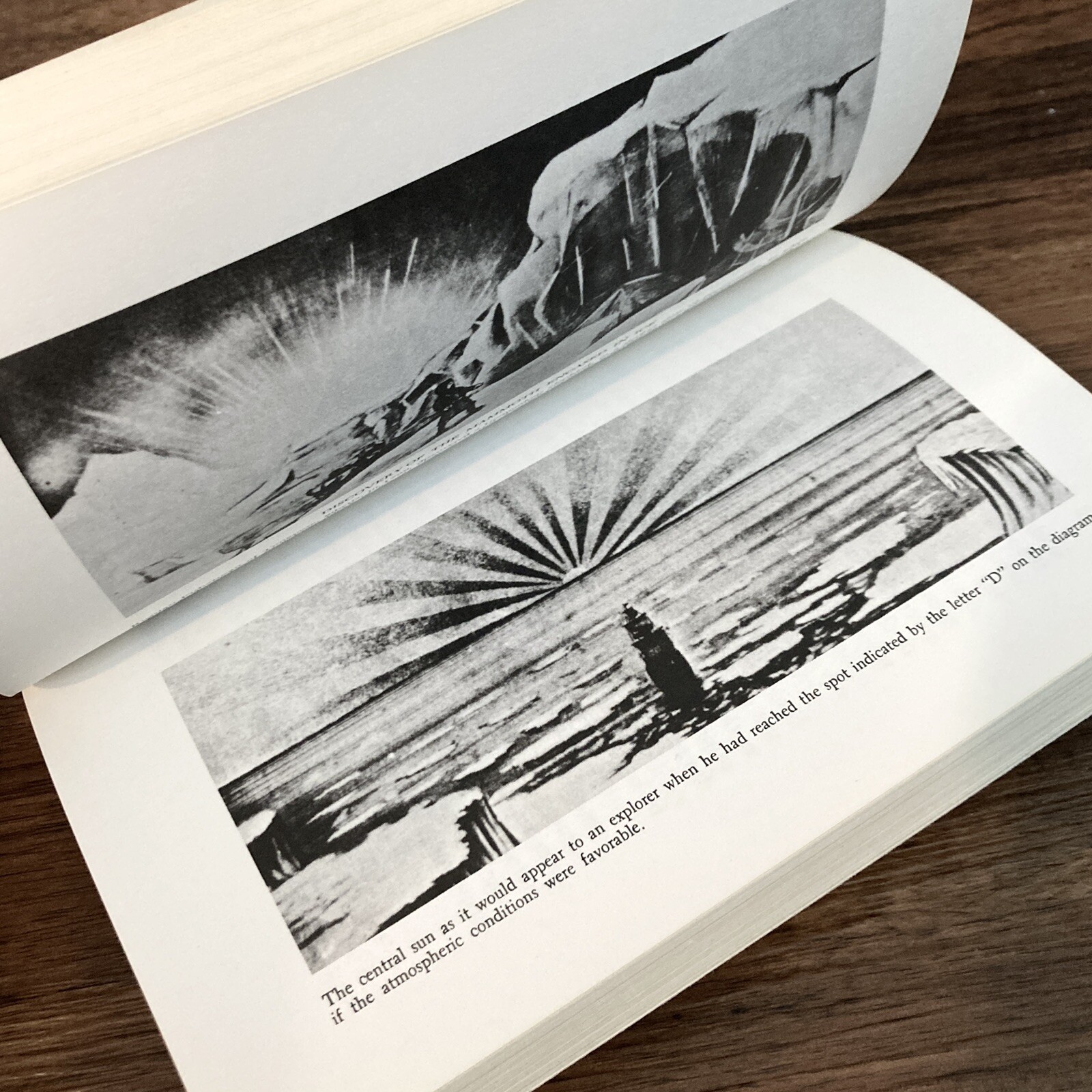 The Hollow Earth – Raymond Bernard (Citadel Press trade paperback)
