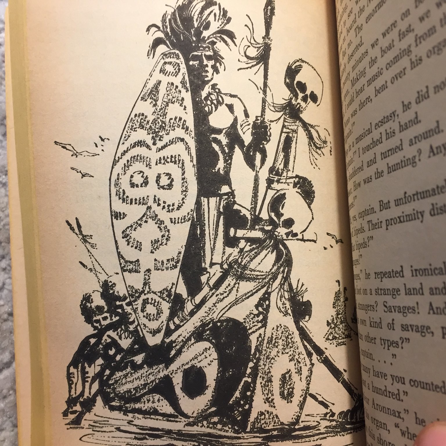 Twenty Thousand Leagues Under the Sea Jules Verne Washington Square Press PB