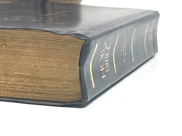 1991 Holy Bible NAB Catholic Bible Press 9053NBK