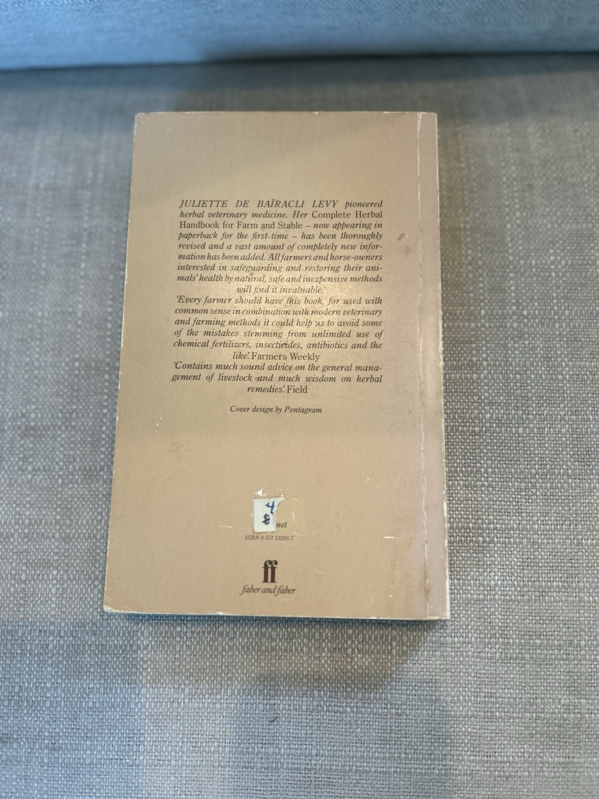 THE COMPLETE HERBAL HANDBOOK FOR FARM AND STABLE Juliette De Bairacli-levy Vtg