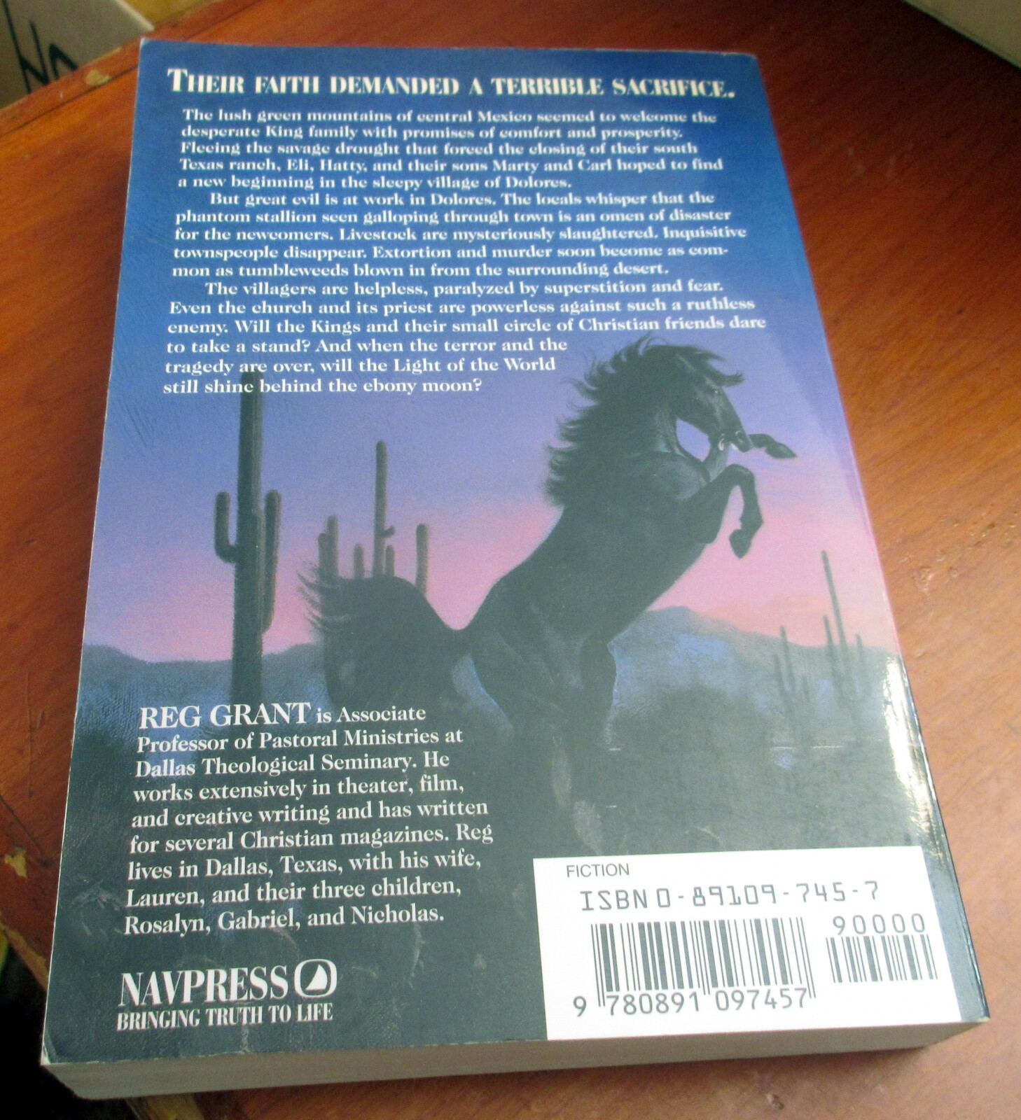 Reg Grant “Ebony Moon”, paperback