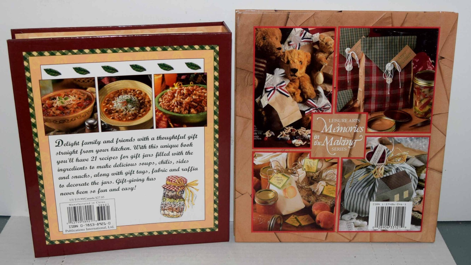 2 Cookbooks – Gifts from a Jar and Its in the Bag —Hardcover