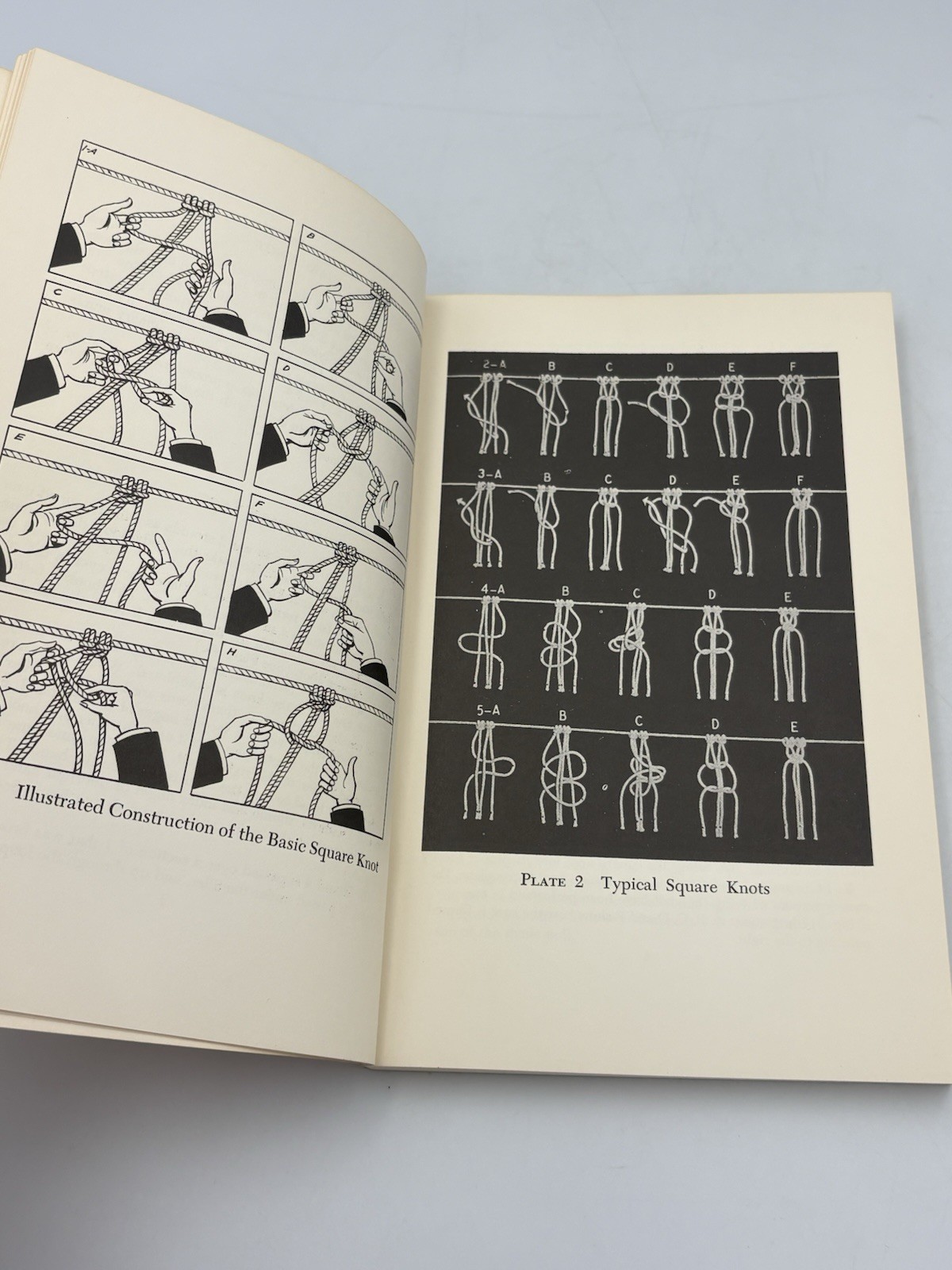 Square Knotting Or Macrame – Raoul Graumont (1949) Vintage Paperback