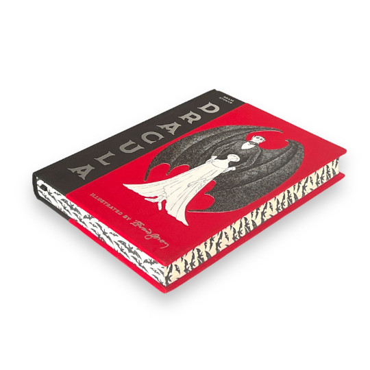 DRACULA by Bram Stoker Deluxe Flannel Bound Illustrated Collectible Edition NEW