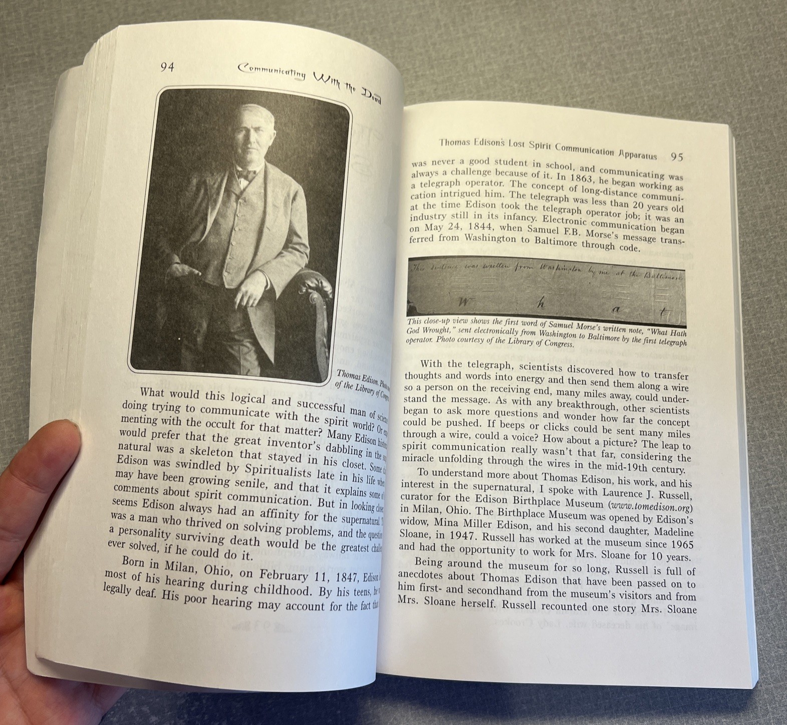 Communicating with the Dead : Reach Beyond the Grave Paperback Jeff Belanger