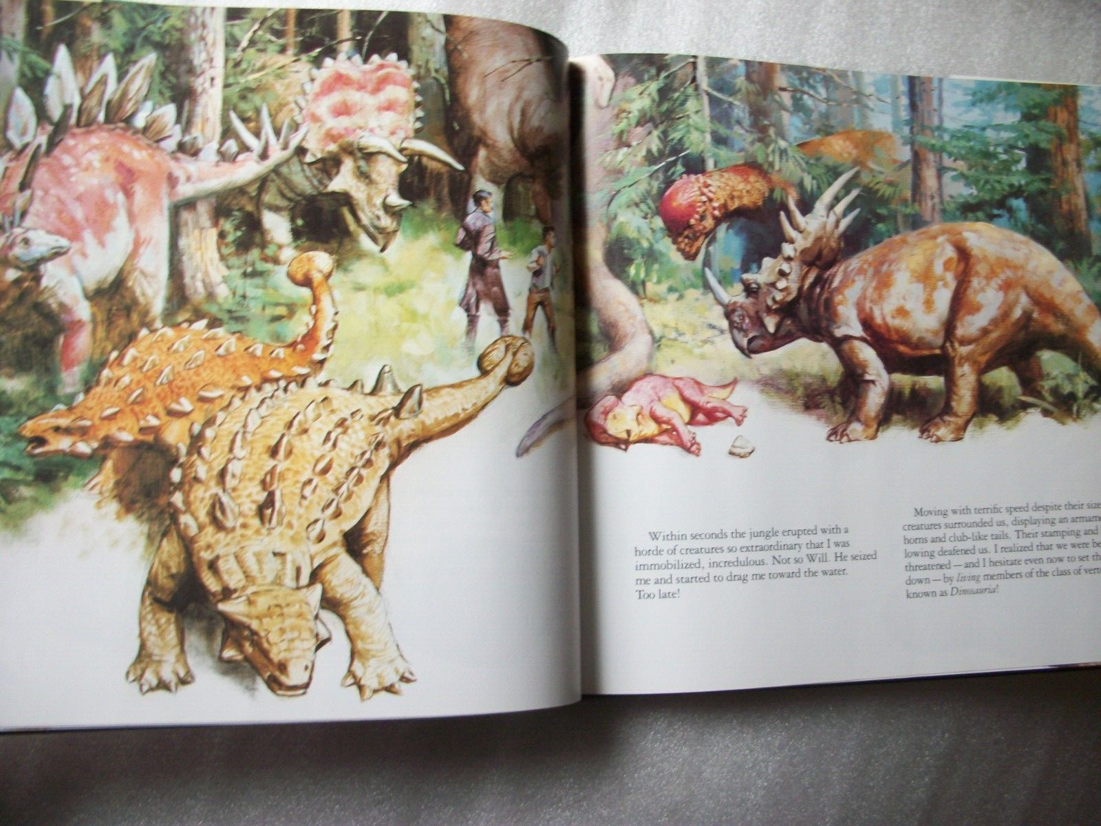 Dinotopia A Land Apart from Time by James Gurney 1998 – SIGNED BY James Gurney