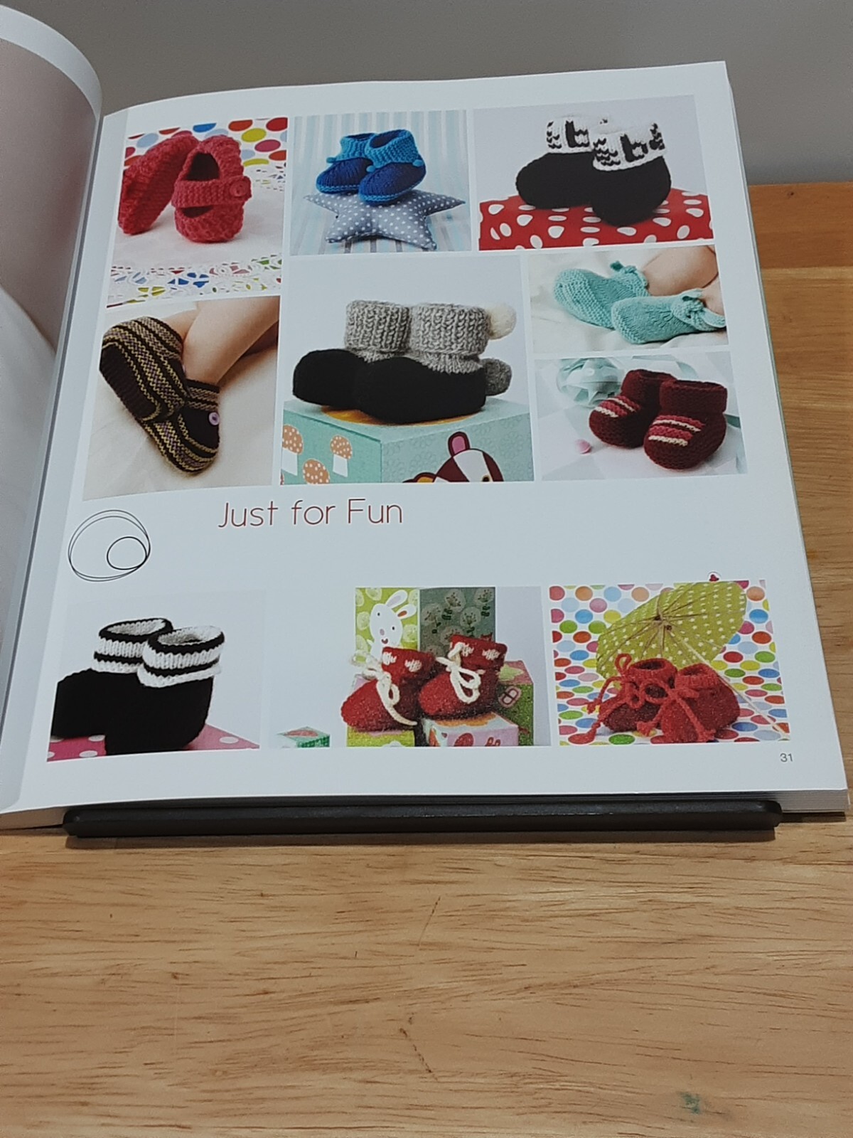 Baby Booties And Socks Frederique Alexandre 50 Knits for Tiny Toes 159 pages