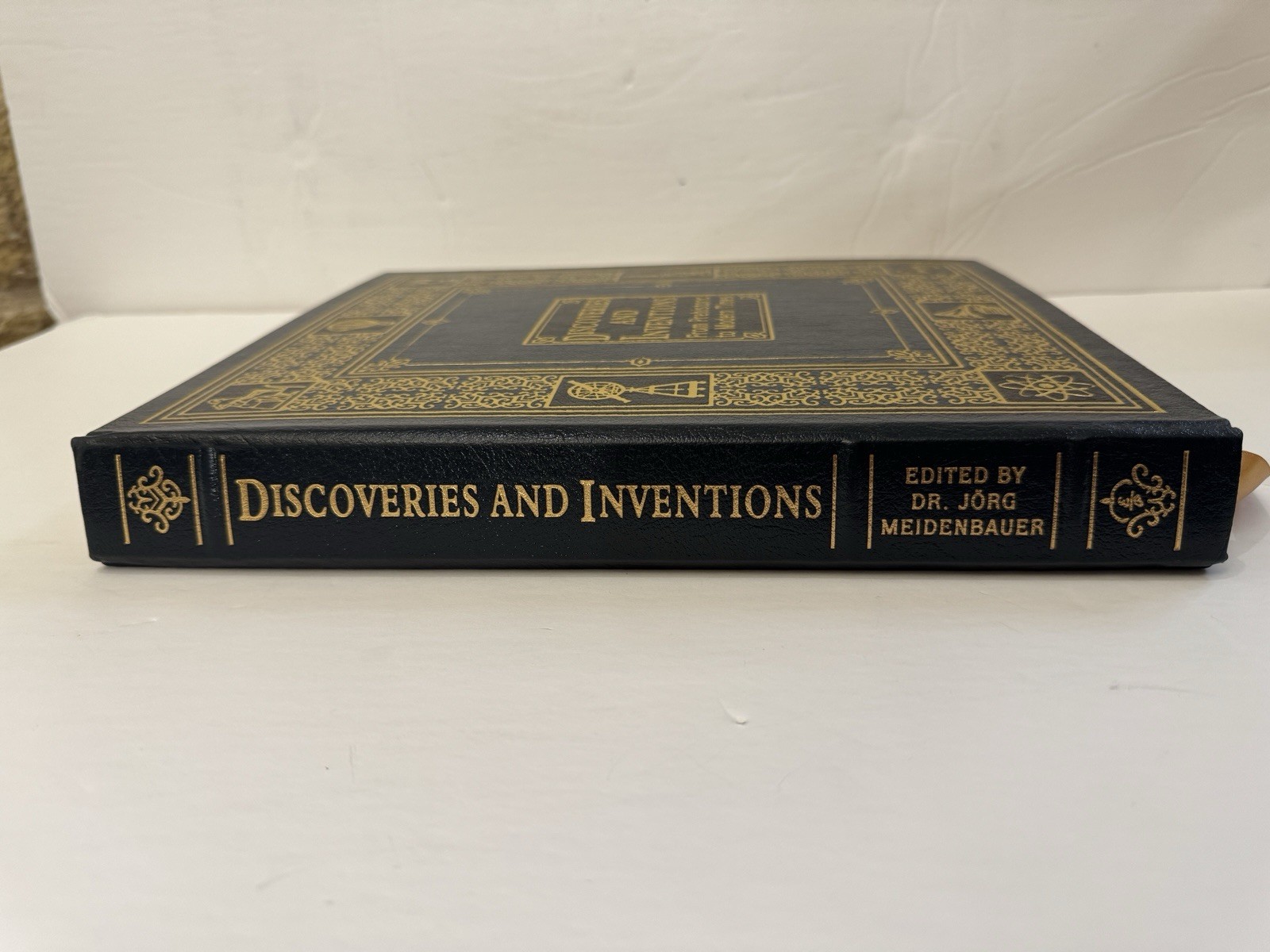 Discoveries and Inventions From Prehistoric To Modern Times Leather Collector’s