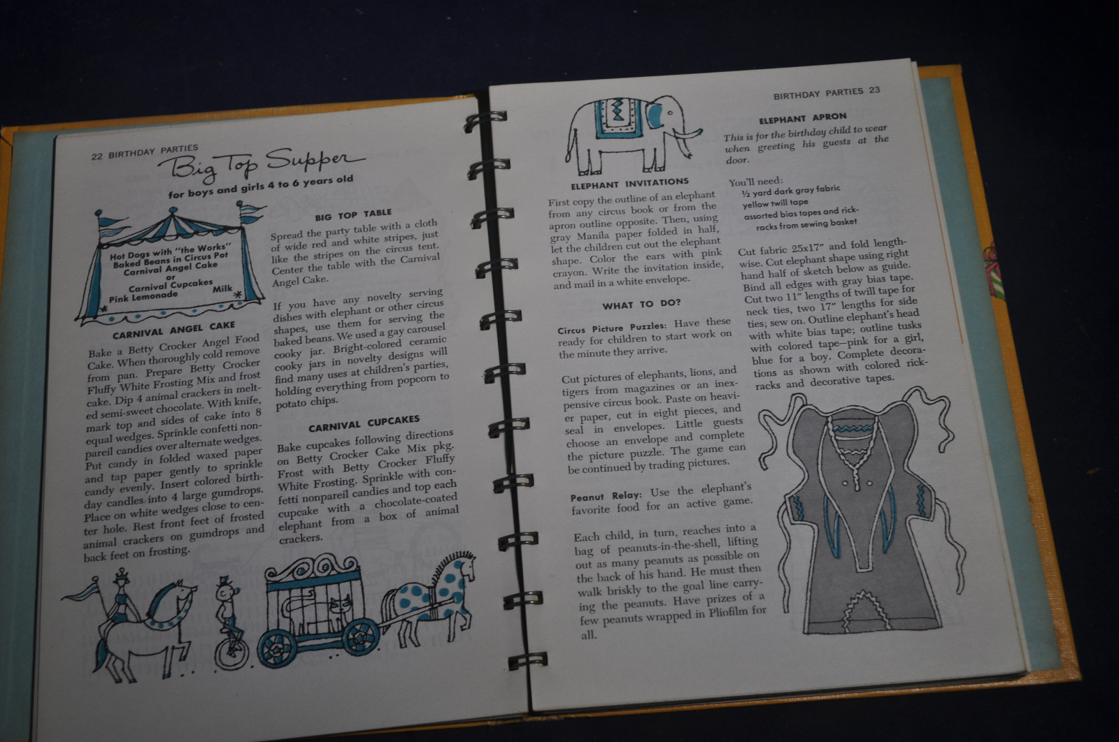 1960 *FIRST* Betty Crockers Party Book