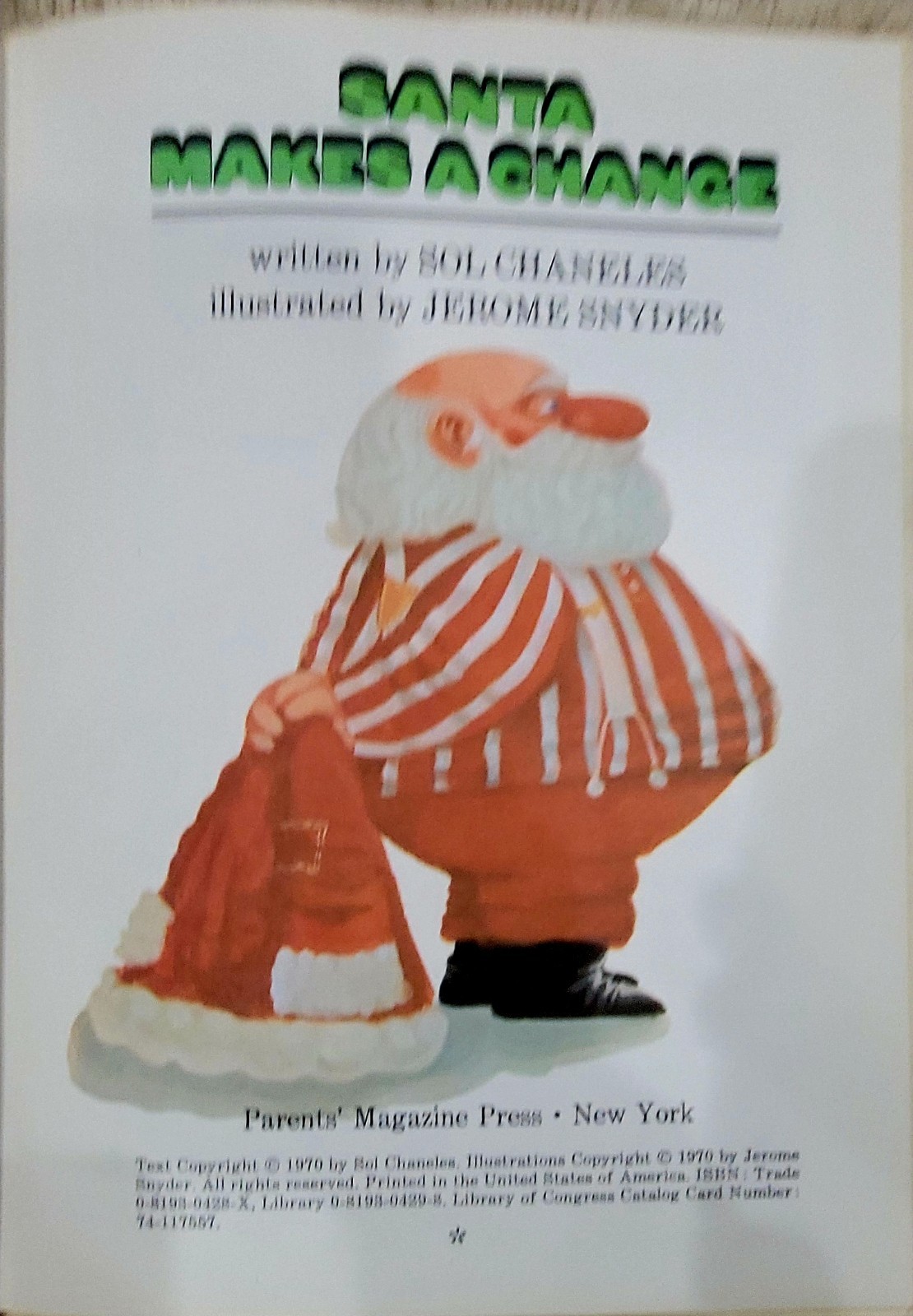 Vintage Christmas Book Santa Makes A Change 1970 Hardcover Book