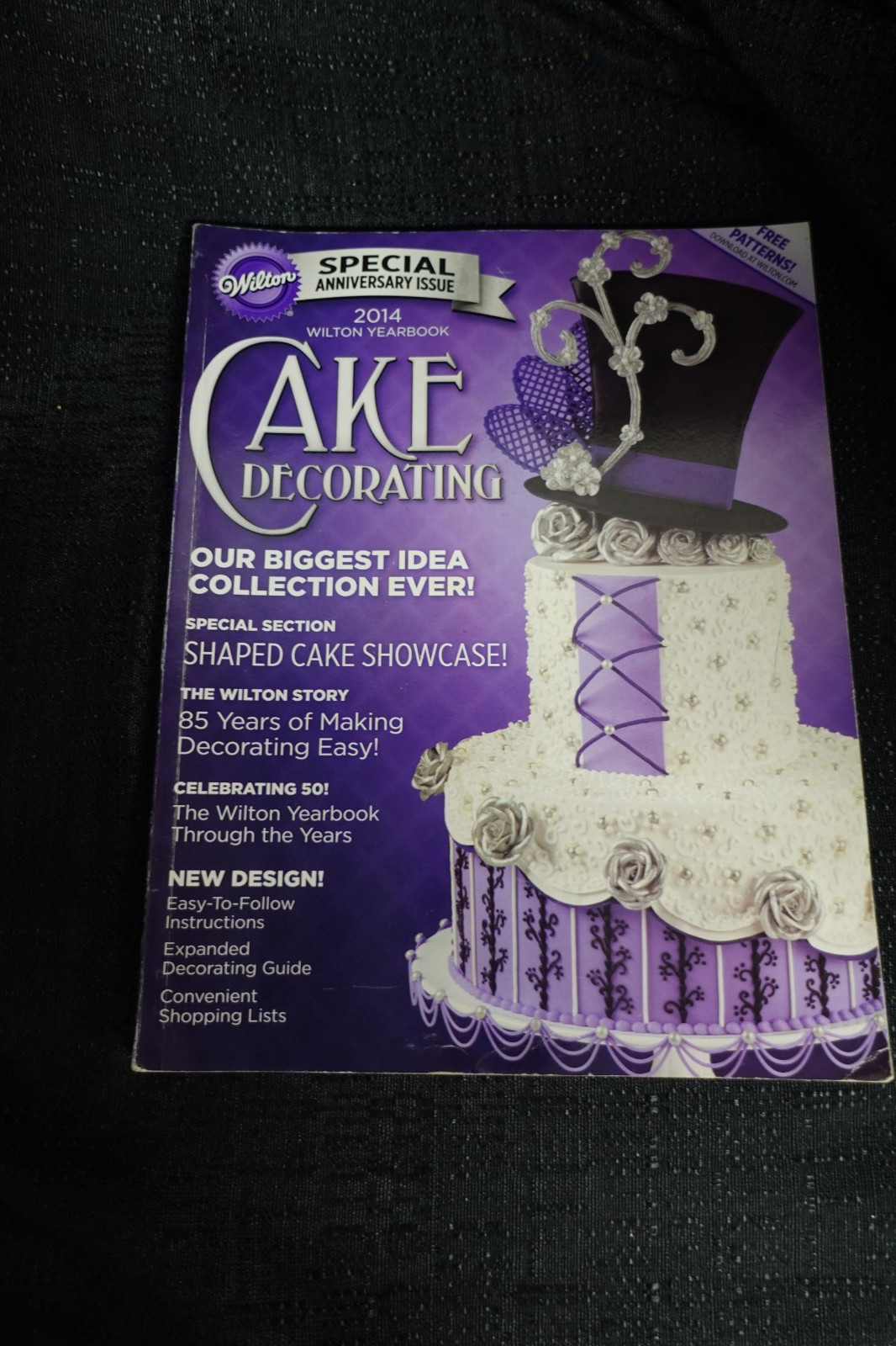 Wilton Cake Decorating Yearbook / lot of 7 / 1980s / 1990s / 2000s