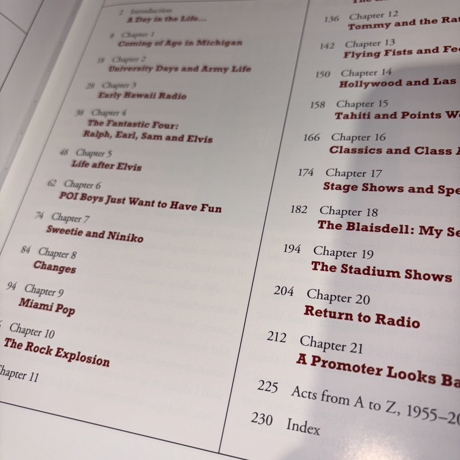 The Showman of the Pacific – 50 Years of Radio and Rock Stars Tom Moffatt and Je