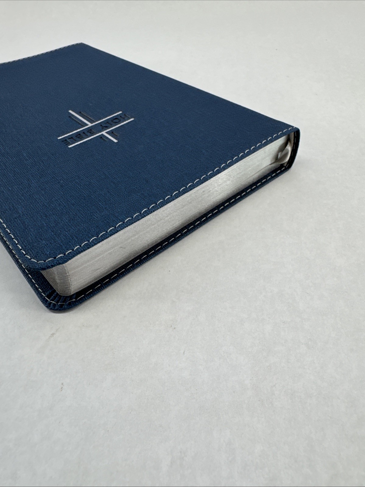 9780510454953 Blue LeatherSoft Niv Zondervan, Thin Line 2022 Red Letter Bible