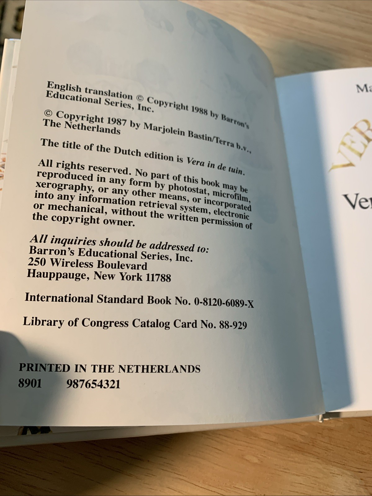 Vera in the Garden by Marjolein Bastin (Hardcover)