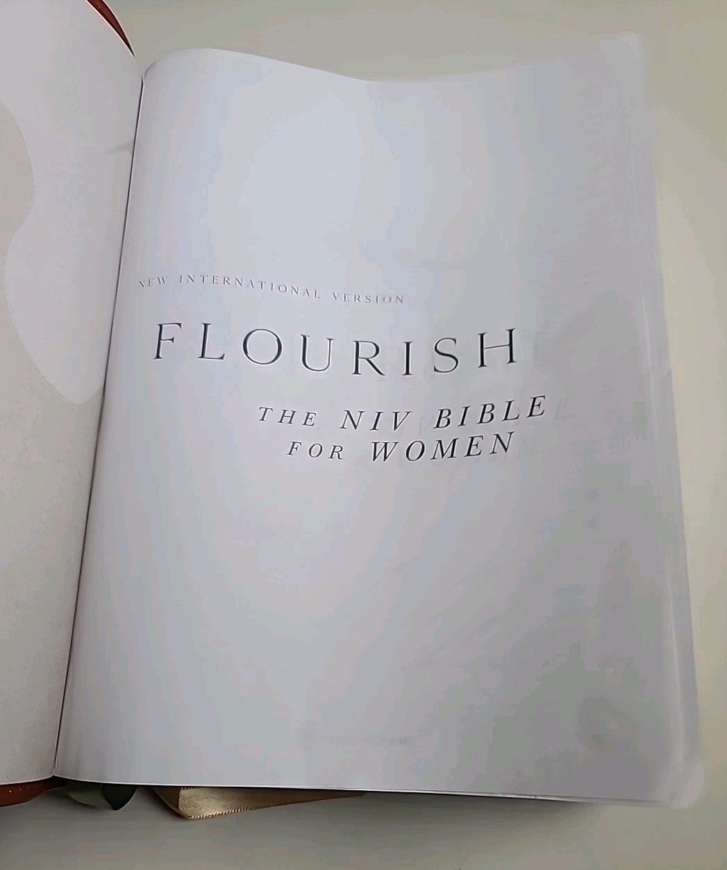Flourish: The NIV Bible for Women, Leathersoft, Brown