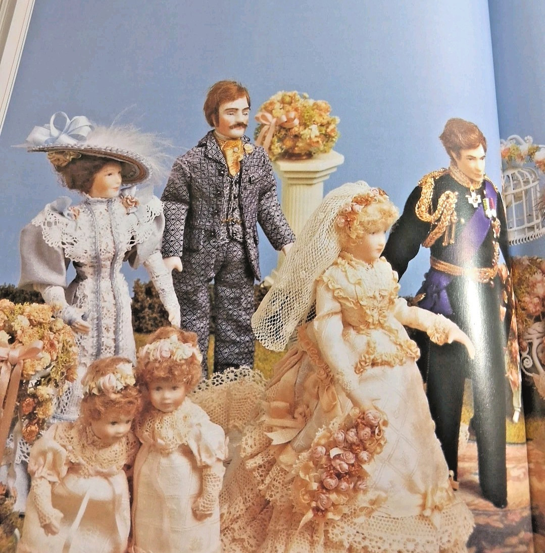 Making and Dressing Dolls’ House Dolls in 1/12 Scale – (paperback Atkinson