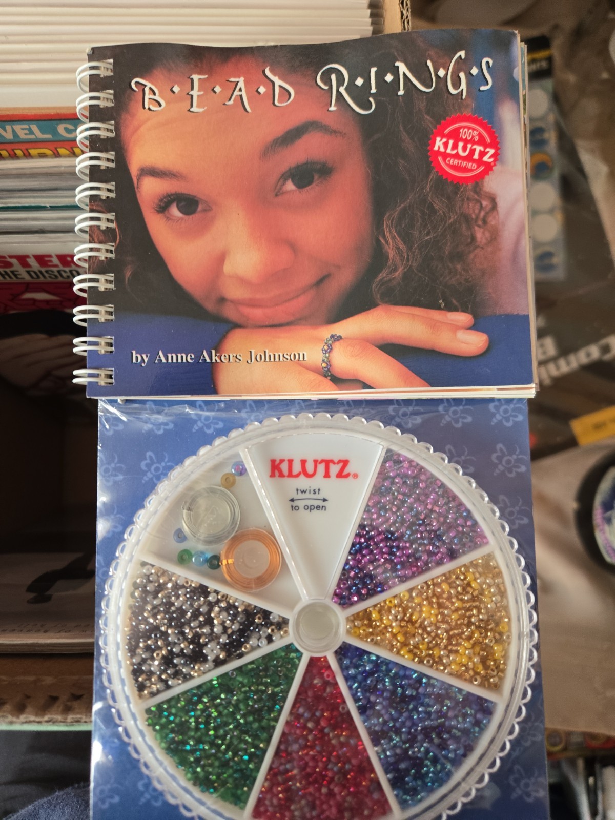 Klutz Bead Rings Craft Kit by Anne Akers Johnson – Complete Sealed – 7 Designs