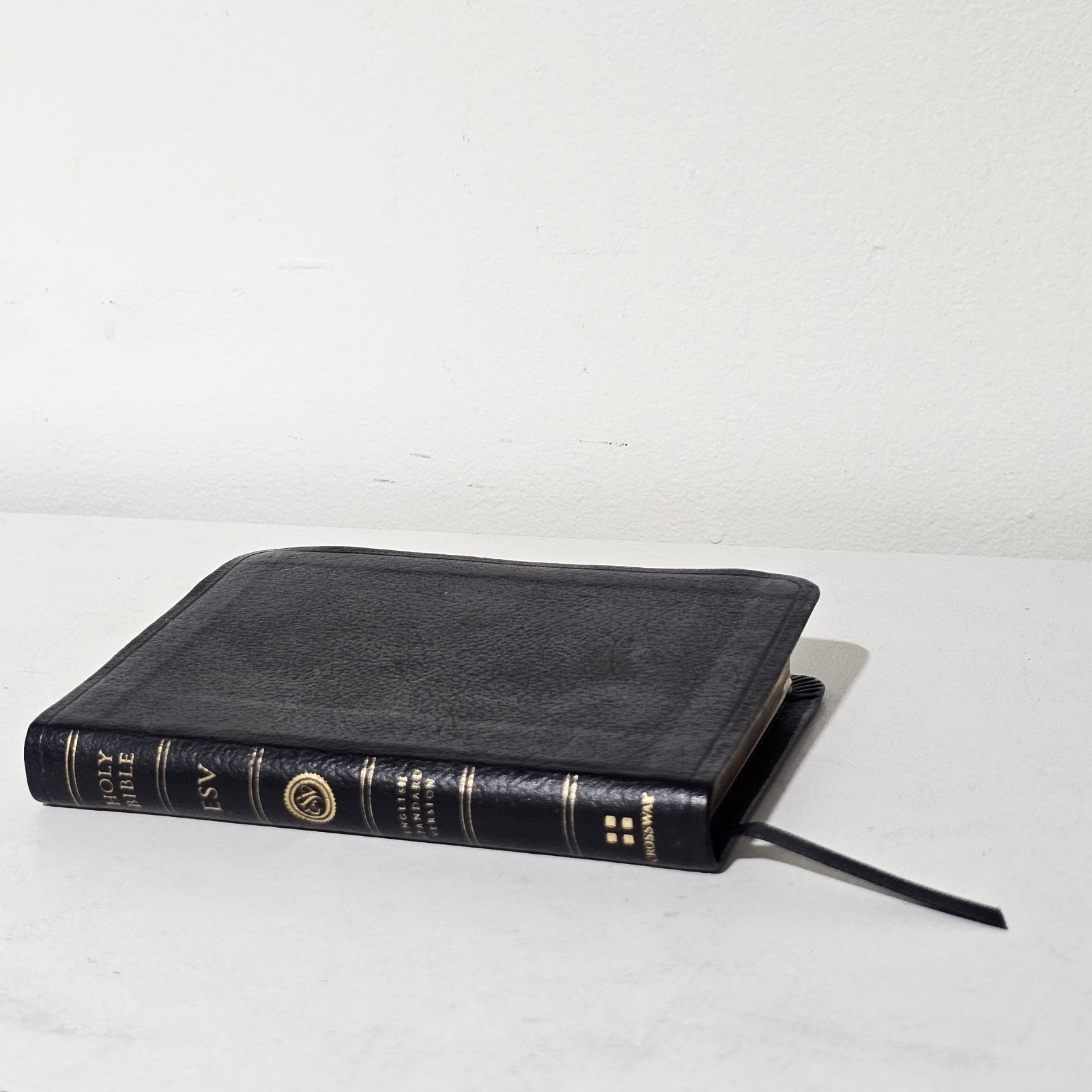 ESV New Testament, Psalms Proverbs Black Genuine Leather Pocket Size read desc.