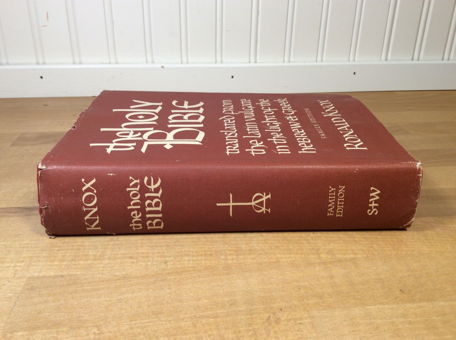 The Holy Bible, Translated From Latin Vulgate, Knox, Family Edition, 1954 HCDJ