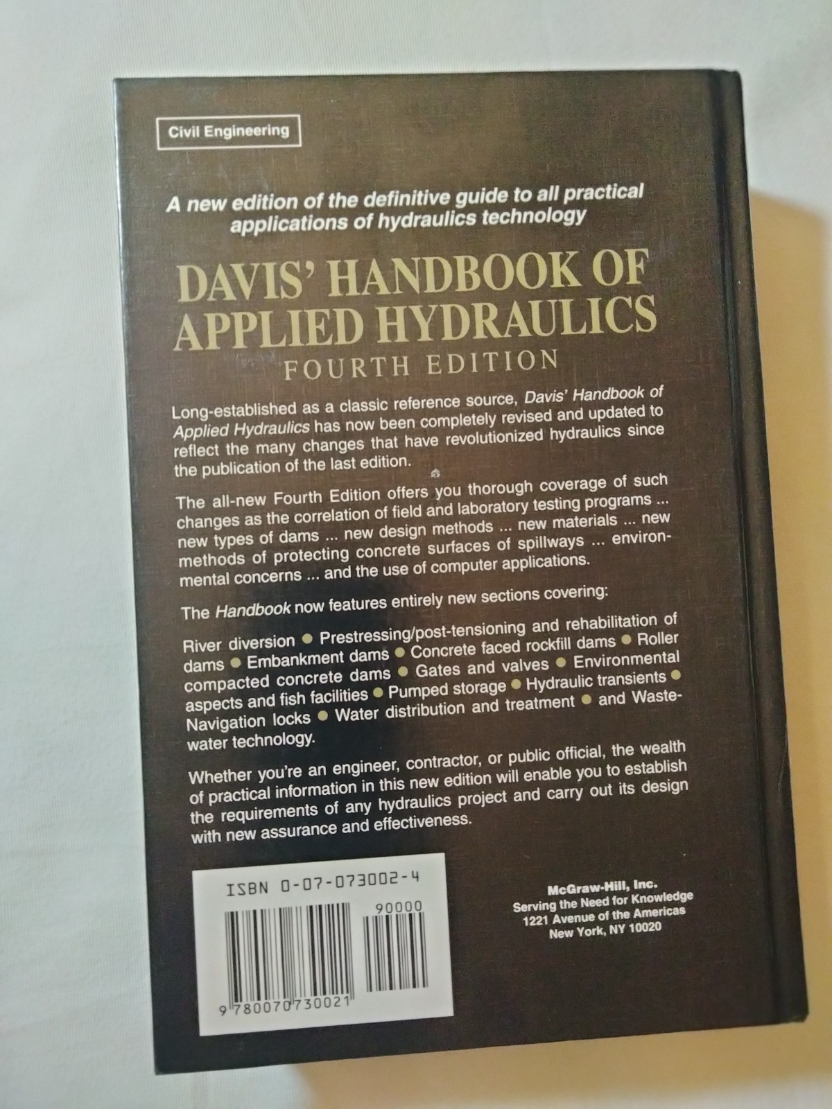 Davis’ Handbook of Applied Hydraulics Zipparro, V. J. and Hasen, Hans 4th