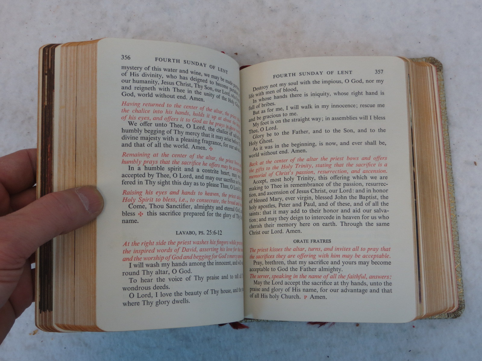 THE CATHOLIC MISSAL The Catholic Press 1959 HC