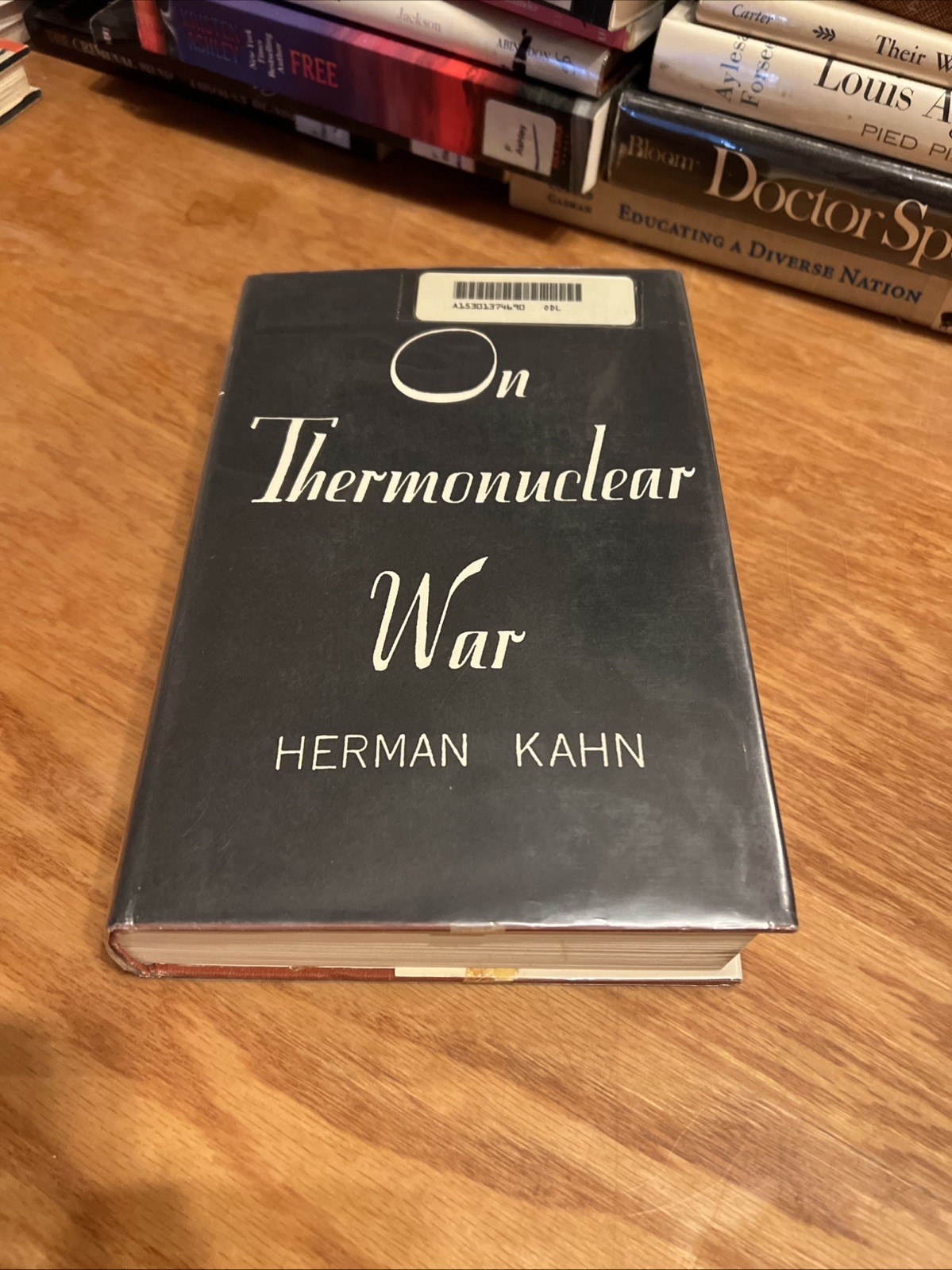 On Thermonuclear War: Three Lectures and Several… by Herman Kahn 1961 HCDJ