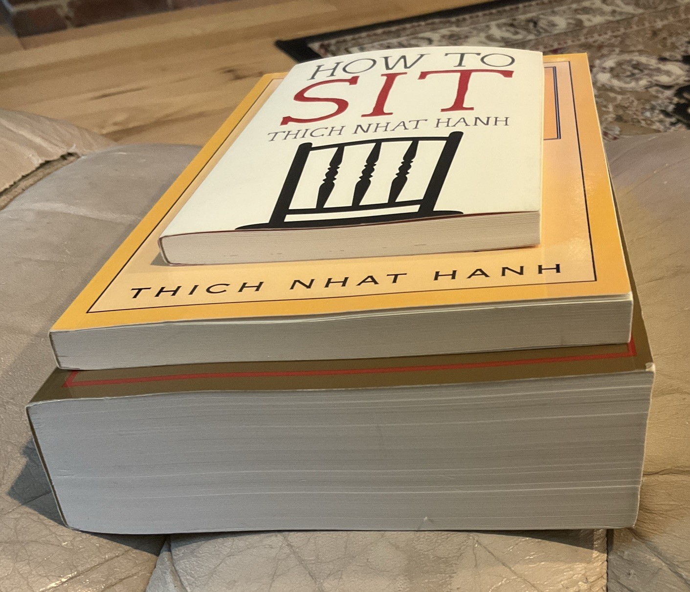 Lot 3 SC Bks Thich Nhat Hanh Old Path White Clouds Stepping into Freedom How Sit