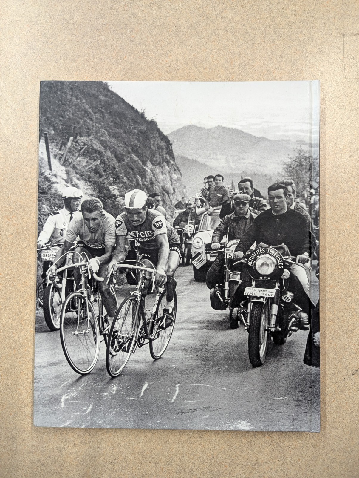 Tour De France: The Golden Age 1940’s -1970’s. Cycling Photography. TeNeues. VG