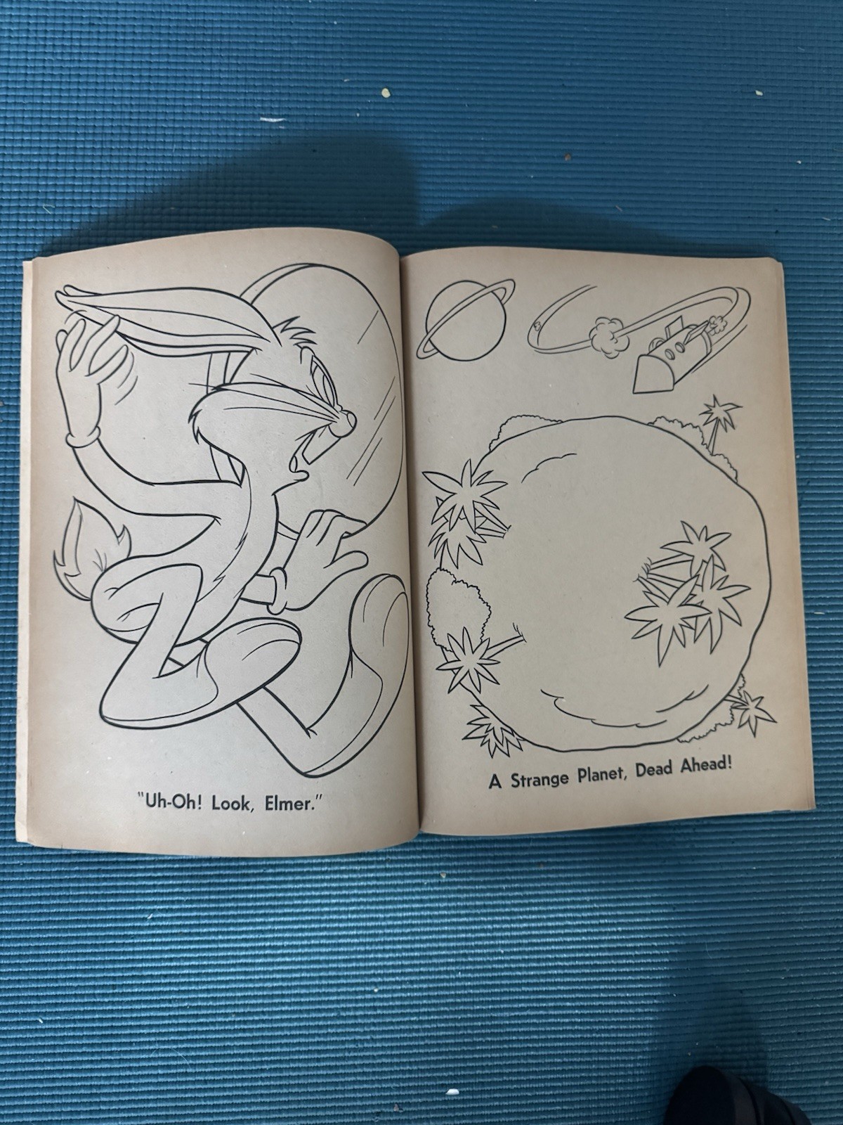 Warner Bros. Looney Tunes Lot of 6 Paperback Books incl. Bugs Bunny Coloring