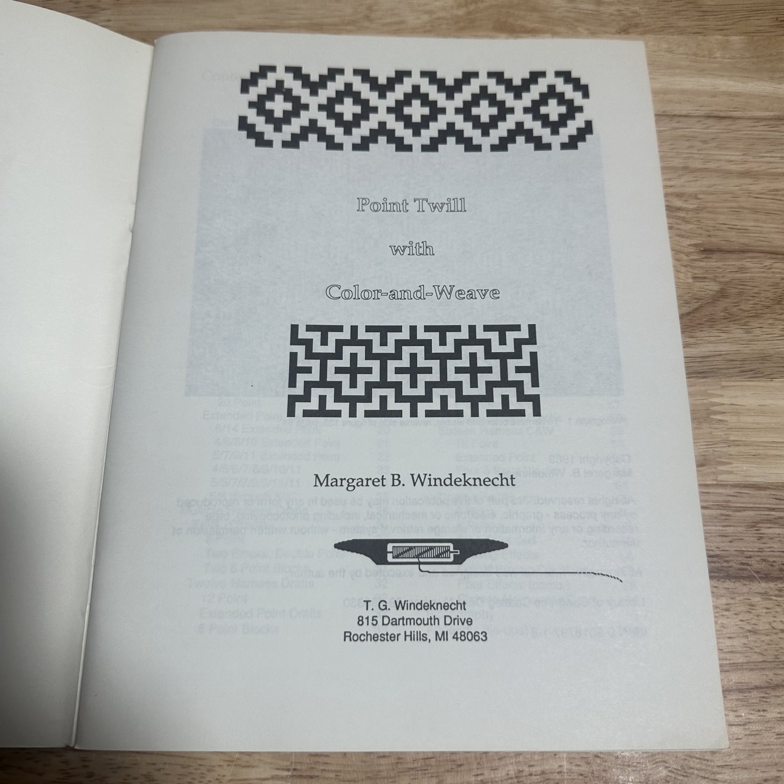 Point Twill with Color-and-Weave Margaret B. Windeknecht 1989 Weaving Textile