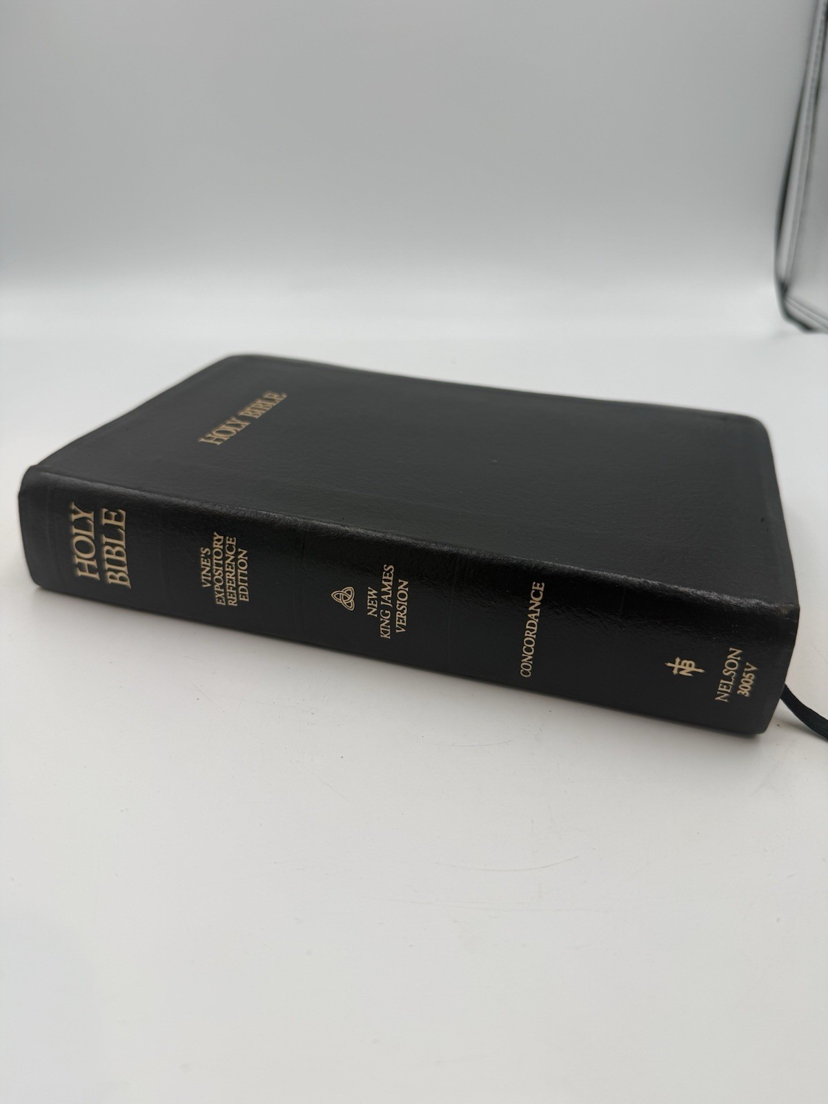 HOLY BIBLE NELSON REGENCY 3005 NKJV REFERENCE EDITION IN BLACK GENUINE BONDE…