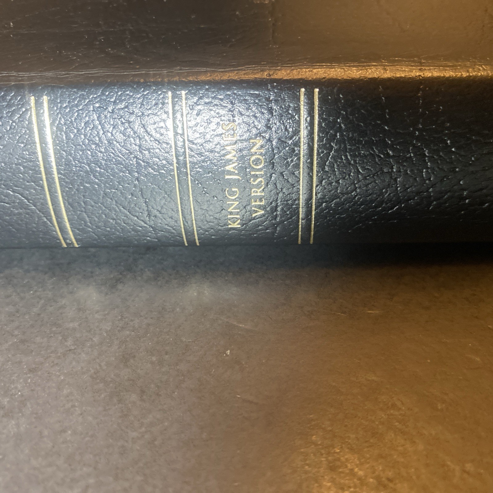 Holy Bible King James Reference KJV Black Bonded Leather Zondervan 1994, VGC