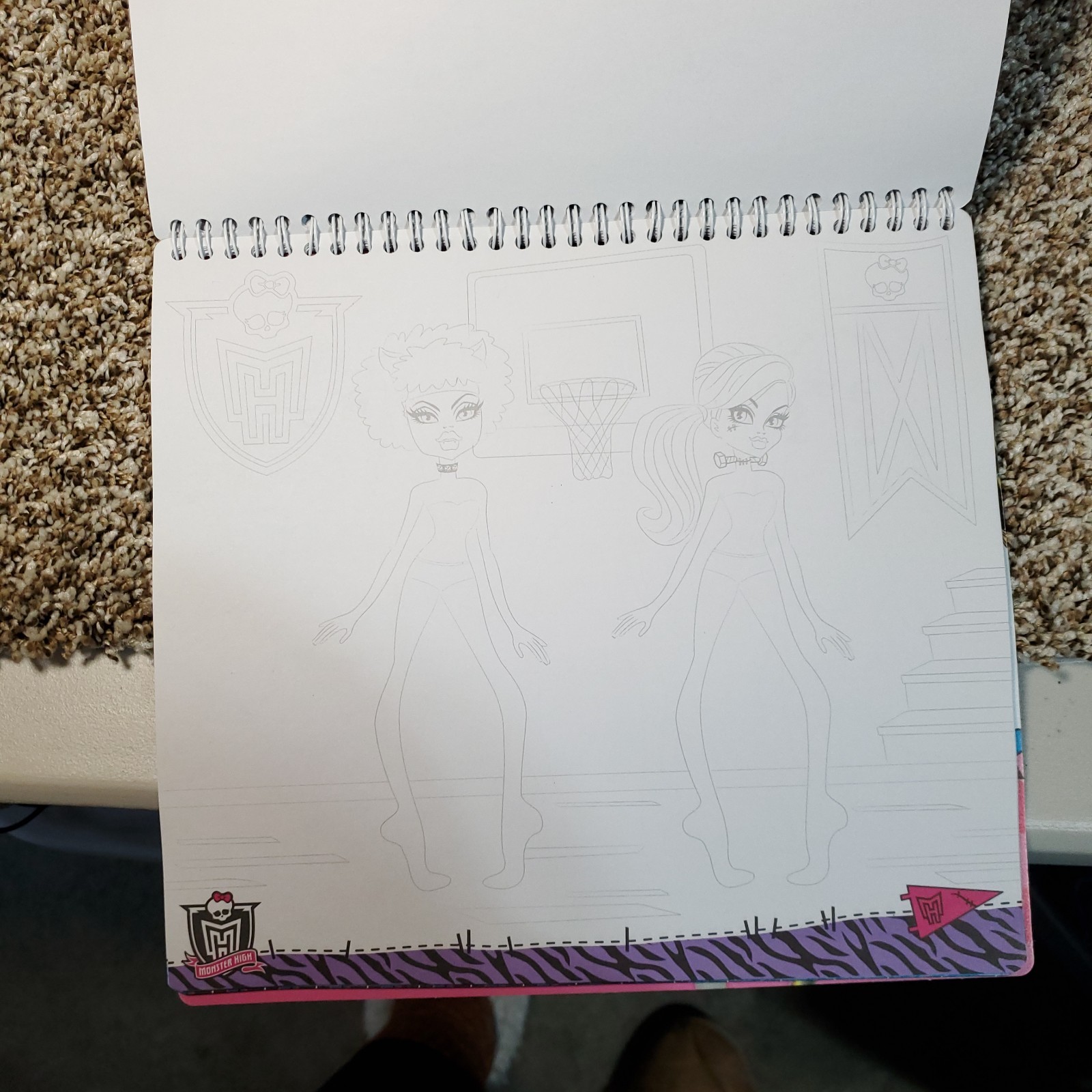 Monster High Monster Fashion Sketch Portfolio 34 Sketch Sheets Sticker Stencils
